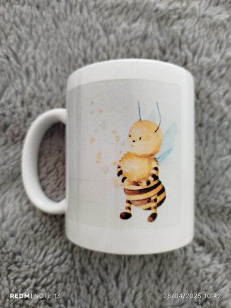 Mug représentant Gigi l'abeille