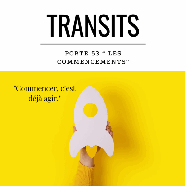 Main tenant une fusée en carton blanche sur fond jaune vif — image symbolique du lancement d’un projet ou d’un nouveau cycle, en lien avec la Porte 53 du Design Humain, archétype du commencement.